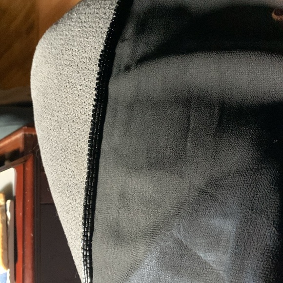 Black crepe wrap with black beading on edge ALL around - Picture 3 of 5